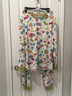 Cozy Grinch Holiday Pajama Set - Long Sleeve and Pants